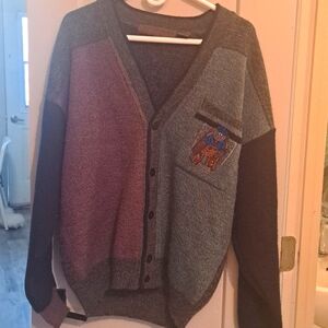 Mens medium wool sweater